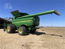 2014 JOHN DEERE S690