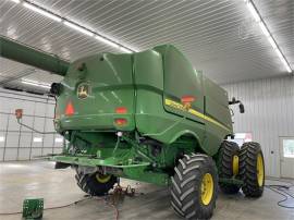 2014 JOHN DEERE S690