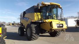 2014 NEW HOLLAND CR6090