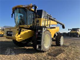 2014 NEW HOLLAND CR6090