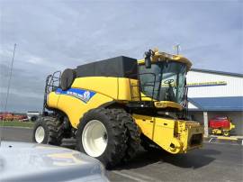 2014 NEW HOLLAND CR8090