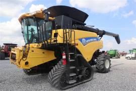 2014 NEW HOLLAND CR8090