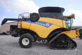 2014 NEW HOLLAND CR8090