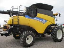 2014 NEW HOLLAND CR8090