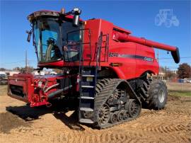 2015 CASE IH 8240