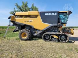 2015 CLAAS LEXION 740TT