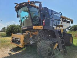 2015 CLAAS LEXION 740TT