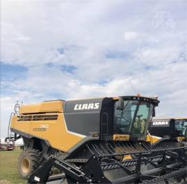 2015 CLAAS LEXION 740TT