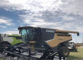 2015 CLAAS LEXION 740TT