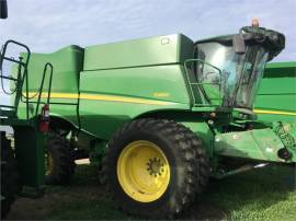 2015 JOHN DEERE S660