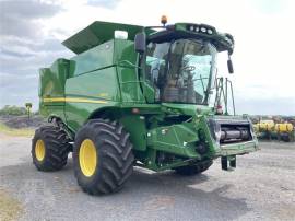 2015 JOHN DEERE S660