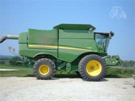 2015 JOHN DEERE S660