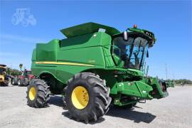 2015 JOHN DEERE S670