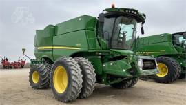 2015 JOHN DEERE S670