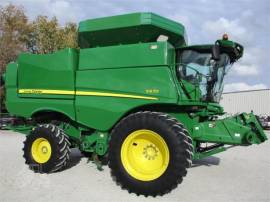 2015 JOHN DEERE S670