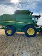 2015 JOHN DEERE S670