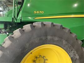 2015 JOHN DEERE S670