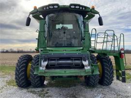 2015 JOHN DEERE S670