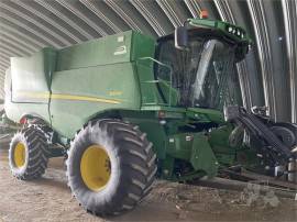 2015 JOHN DEERE S670