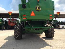 2015 JOHN DEERE S670