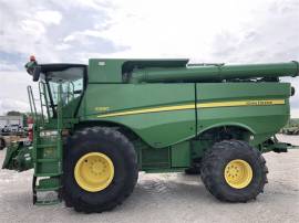 2015 JOHN DEERE S680