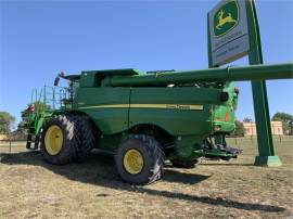 2015 JOHN DEERE S680