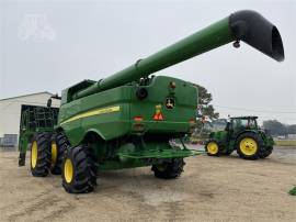 2015 JOHN DEERE S680