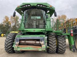 2015 JOHN DEERE S690