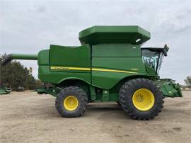 2015 JOHN DEERE S690