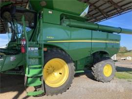 2015 JOHN DEERE S690