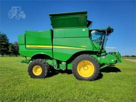 2015 JOHN DEERE S690