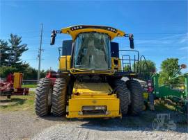 2015 NEW HOLLAND CR6.90