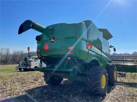 2016 JOHN DEERE S670