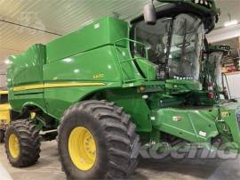 2016 JOHN DEERE S670