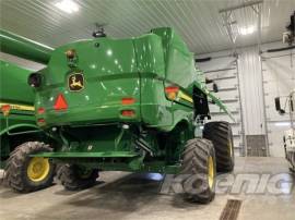 2016 JOHN DEERE S670