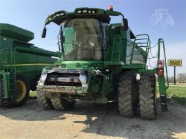 2016 JOHN DEERE S670