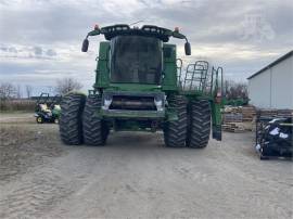 2016 JOHN DEERE S670