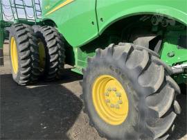 2016 JOHN DEERE S670