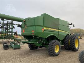 2016 JOHN DEERE S680