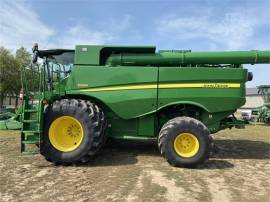 2016 JOHN DEERE S690