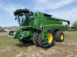 2016 JOHN DEERE S690