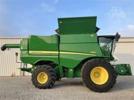 2016 JOHN DEERE S690