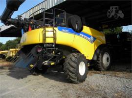 2016 NEW HOLLAND CR8.90