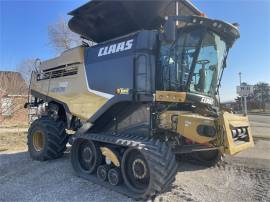 2017 CLAAS LEXION 740TT