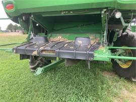 2017 JOHN DEERE S670