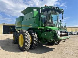 2017 JOHN DEERE S670