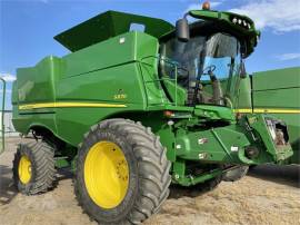 2017 JOHN DEERE S670