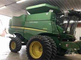 2017 JOHN DEERE S670