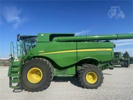 2017 JOHN DEERE S680