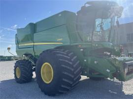 2017 JOHN DEERE S680